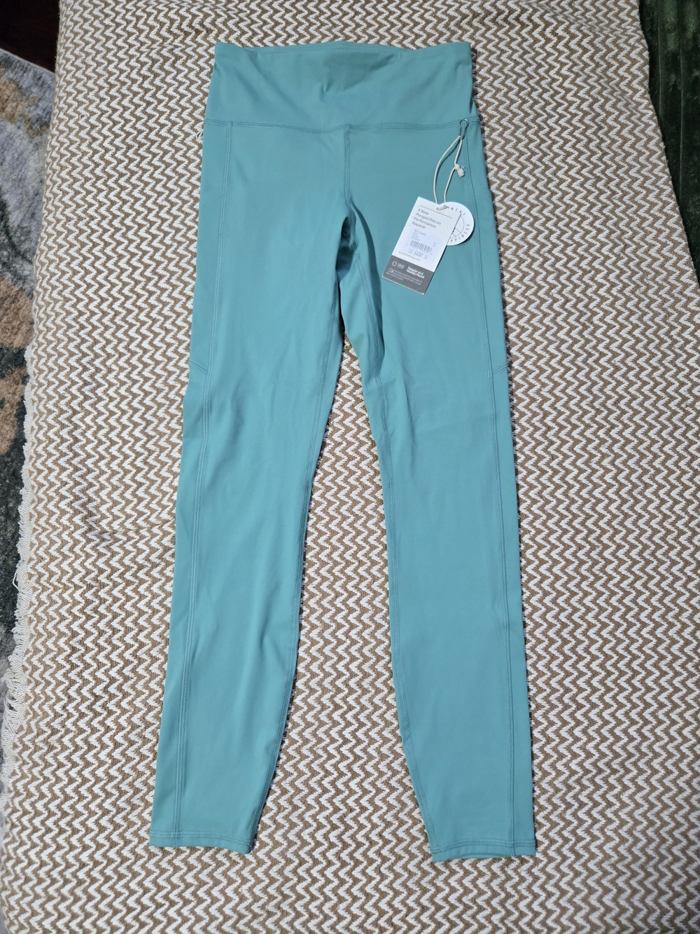 Vuori High-Rise Teal Leggings – Lightweight Active Legging